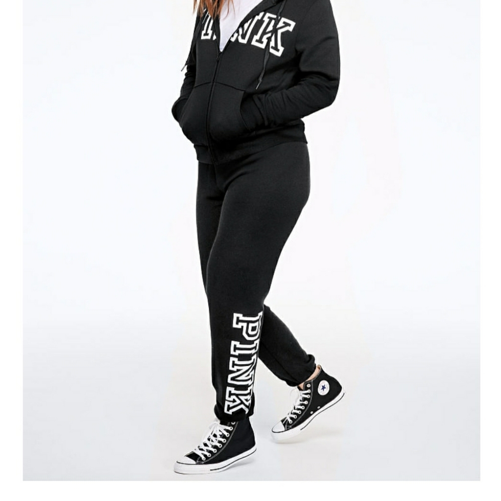VS PINK JOGGER
